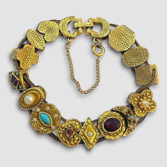 *Reserved for Anna* VINTAGE GOLDETTE N.Y. Signed Charm Bracelet - Picture 9 of 10